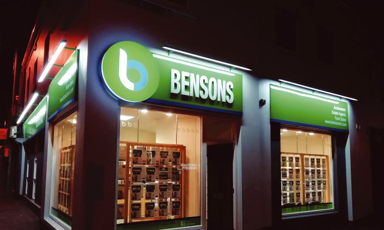 Bensons office